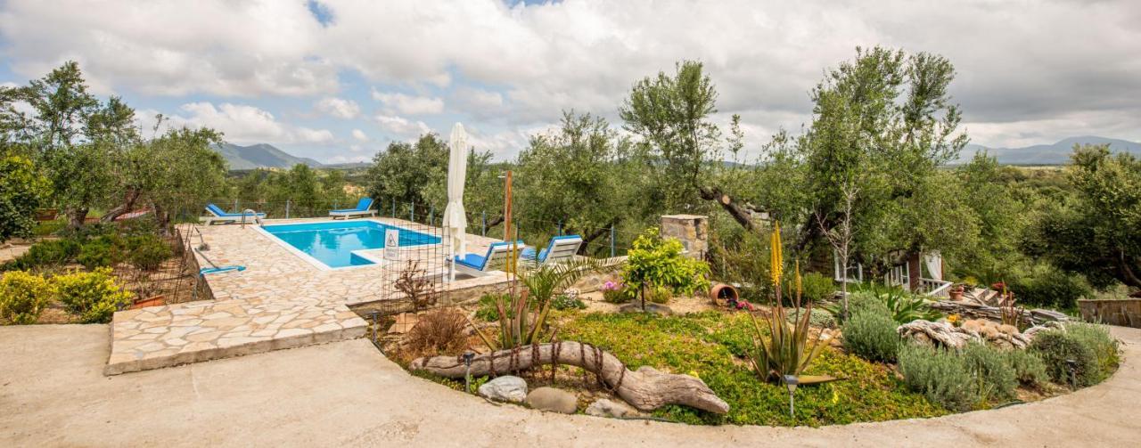 Hakuna Matata Holidays 'Agalia' With Pool In Greek Olive Grove Μεθώνη Εξωτερικό φωτογραφία